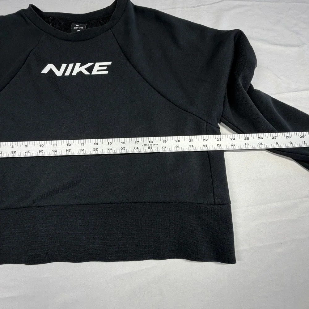 Women's Nike Dri-Fit Cropped Crew Neck Sweatshirt Black Large